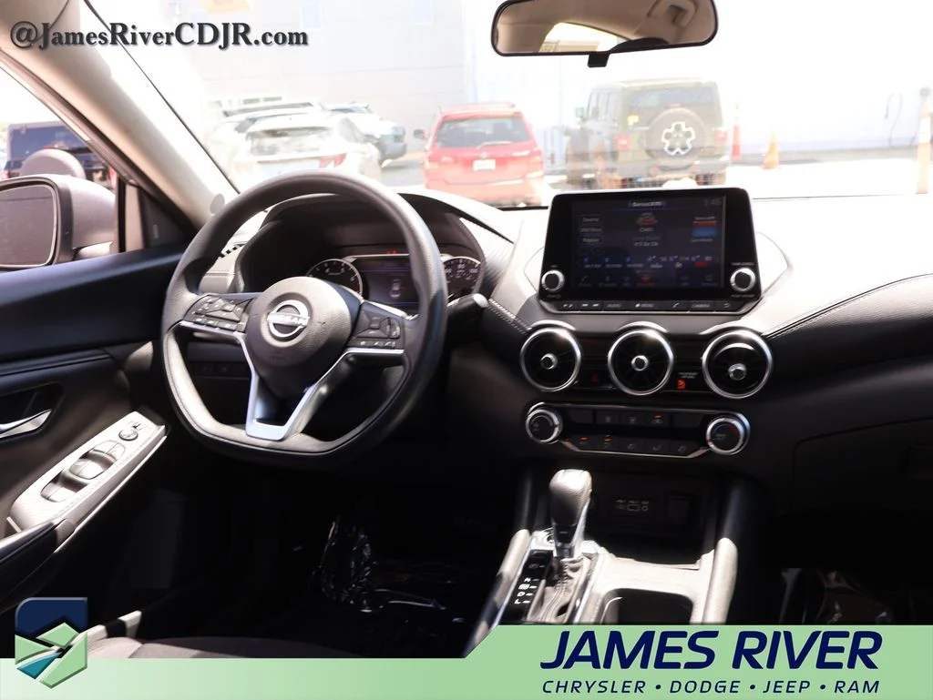 Used 2024 Gray Nissan SV image 13