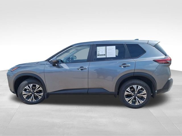 Used 2023 Gray Nissan SV image 5