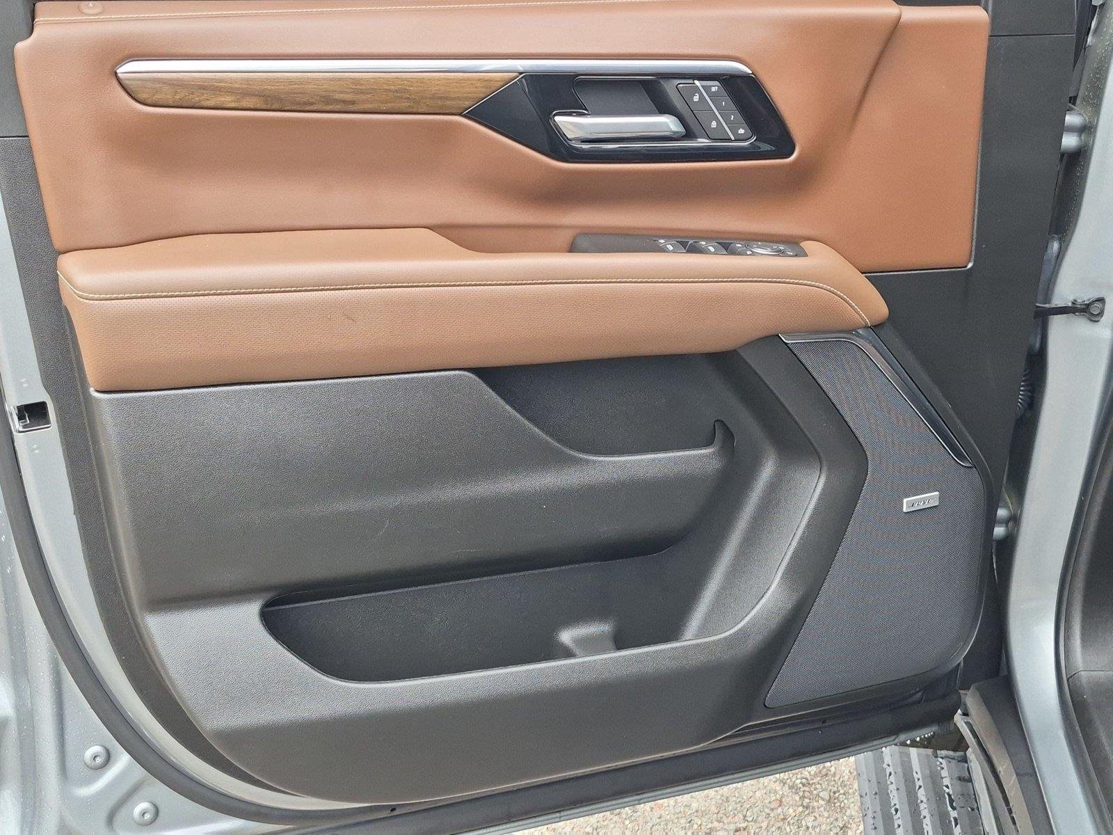 Used 2025 Sterling Gray Metallic Chevrolet High Country image 13