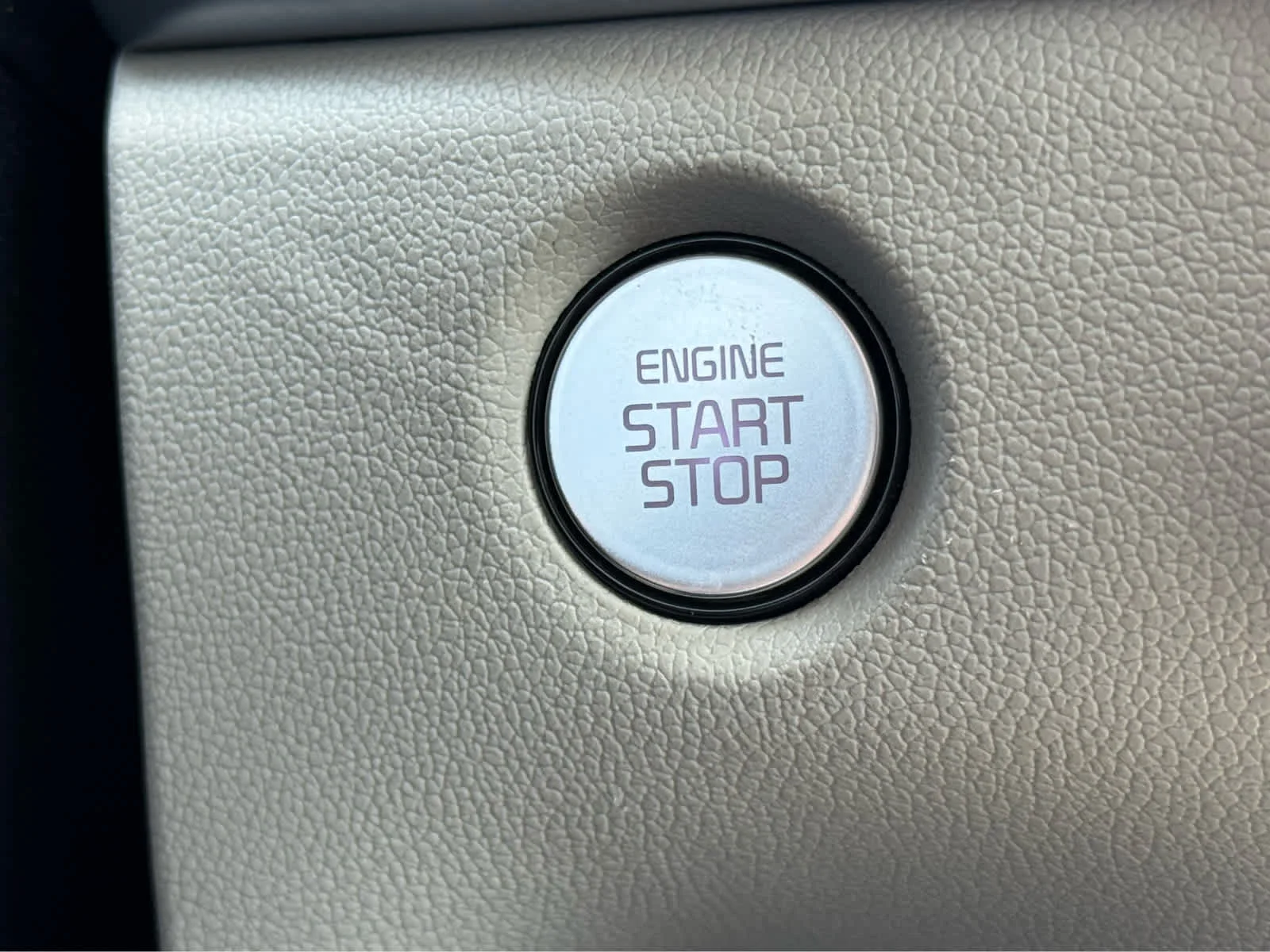 Used 2025 Wolf Gray Kia SX image 20