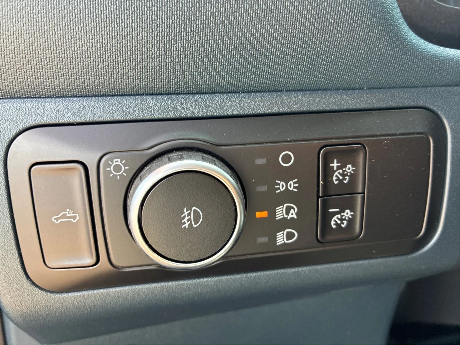 New 2026 Carbonized Gray Metallic Ford Maverick Lobo™ image 16