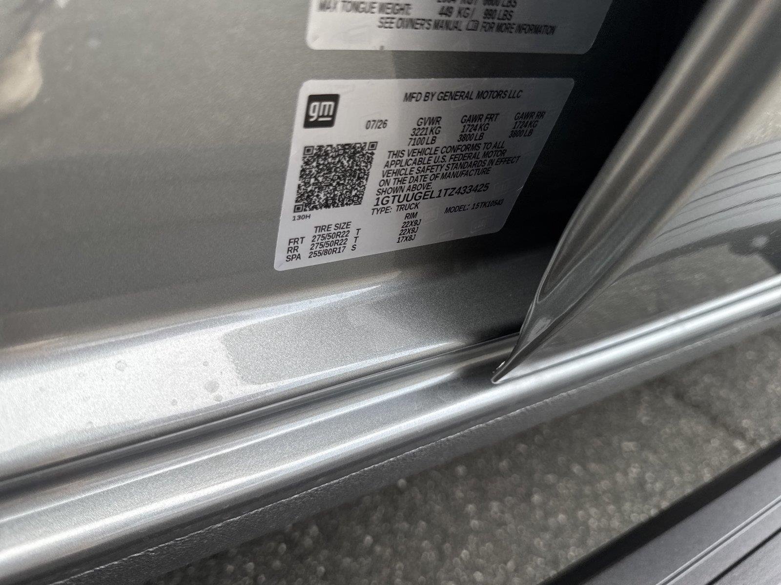 New 2026 Sterling Metallic GMC Denali image 39