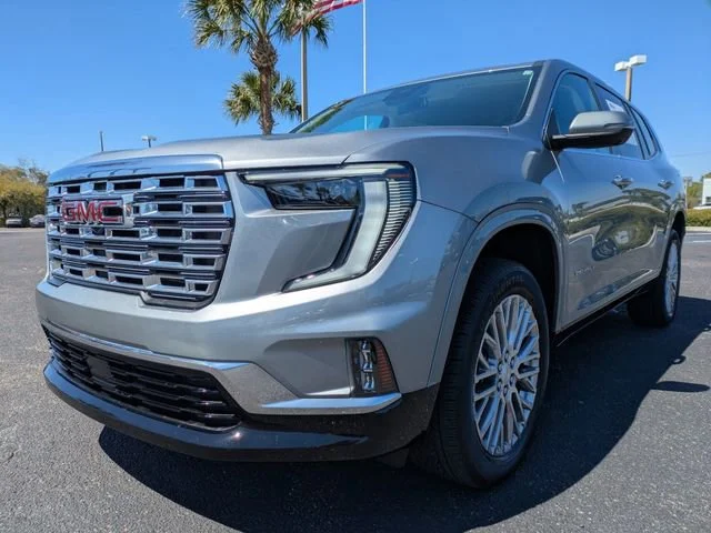 Used 2025 Sterling Metallic GMC Denali image 8