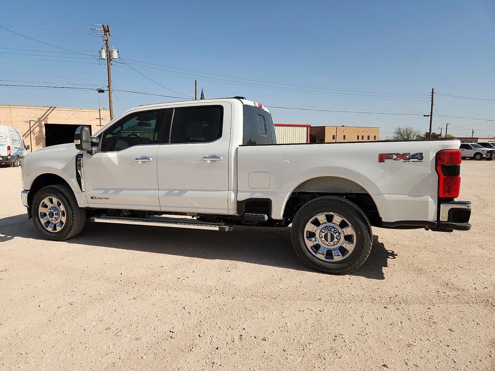 New 2026 Star White Metallic Tri-Coat Ford F-250® Lariat® image 4