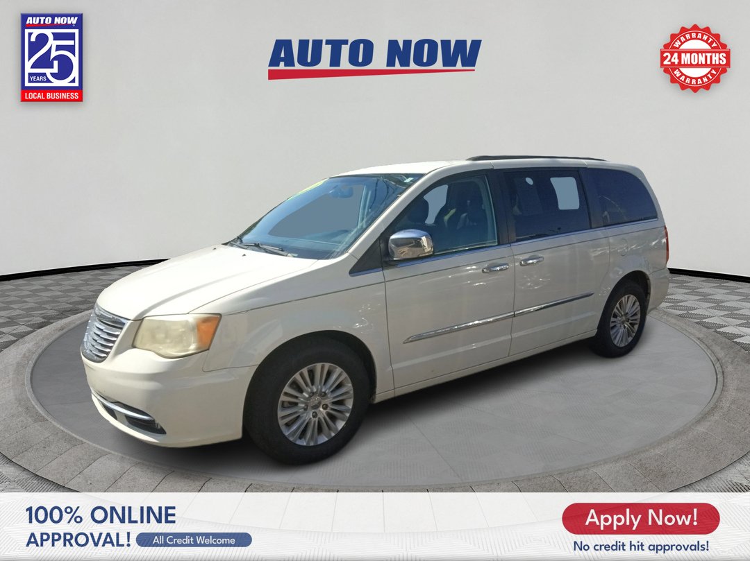 2013 Chrysler Town & Country Touring-L