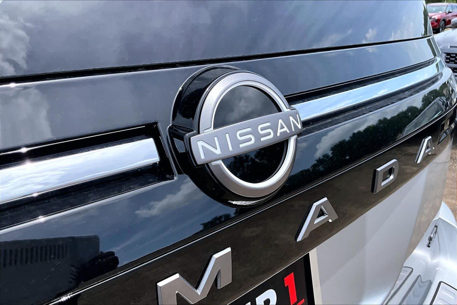 New 2026 Brilliant Silver Nissan SL image 8