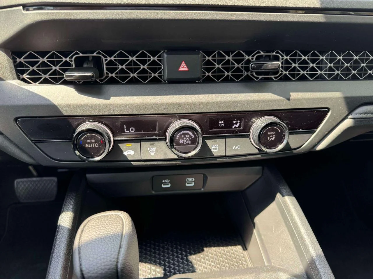 Certified Used 2024 Platinum White Pearl Honda LX image 30