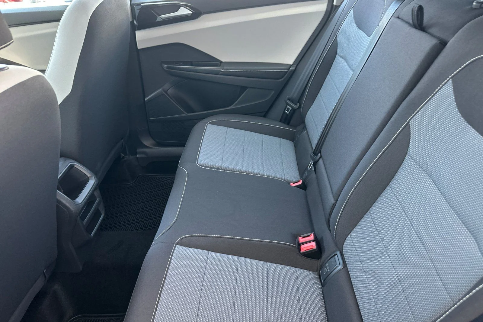 New 2026 Gray Volkswagen 1.5T S image 10