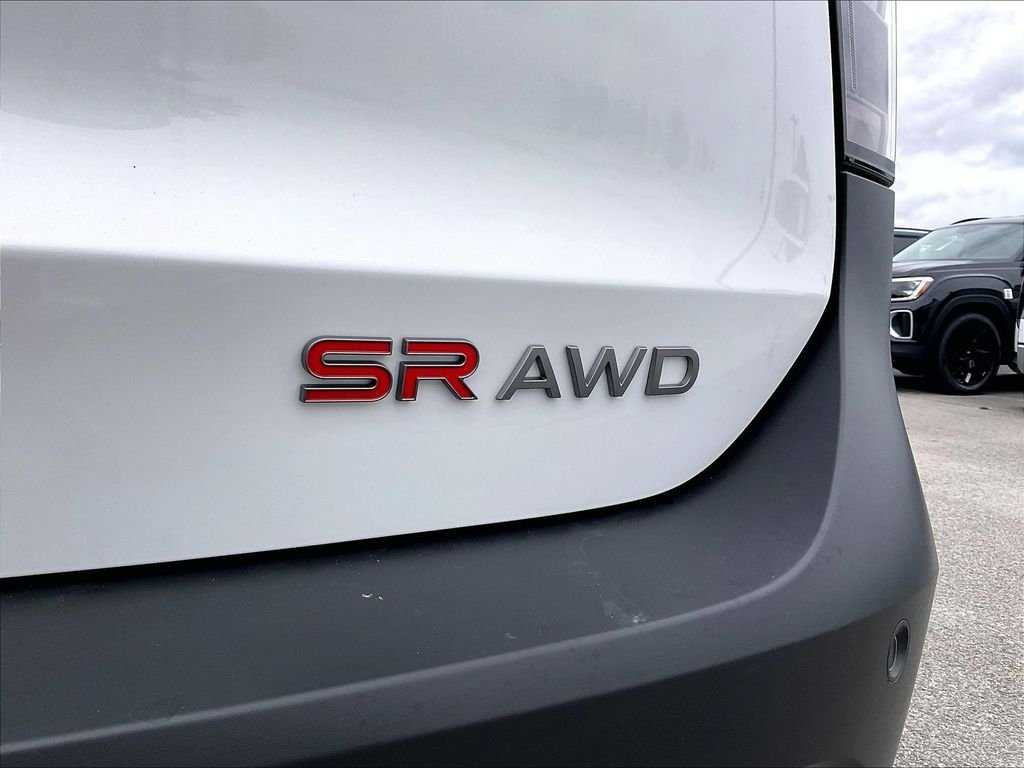 Used 2025 Aspen White Tricoat Nissan SR image 28