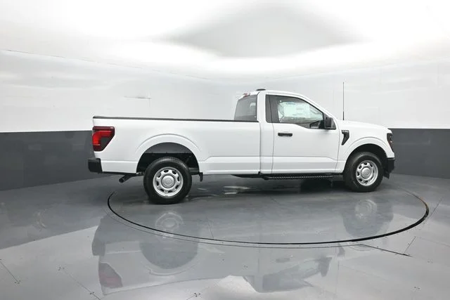 New 2026 Oxford White Ford XL image 8