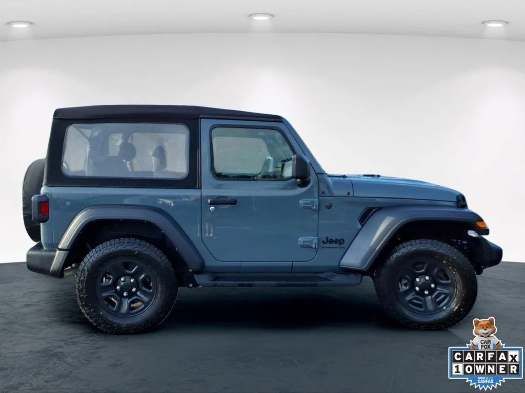 Used 2024 Gray Jeep Sport image 7