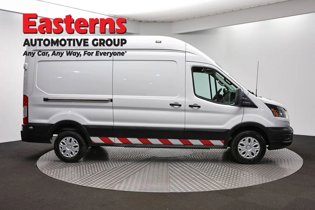Used 2022 White Ford Base image 4