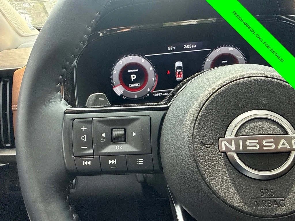 Used 2025 Boulder Gray Nissan Platinum image 25