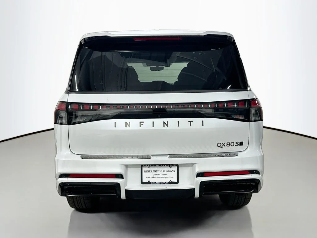 Certified Used 2026 White INFINITI SPORT image 10