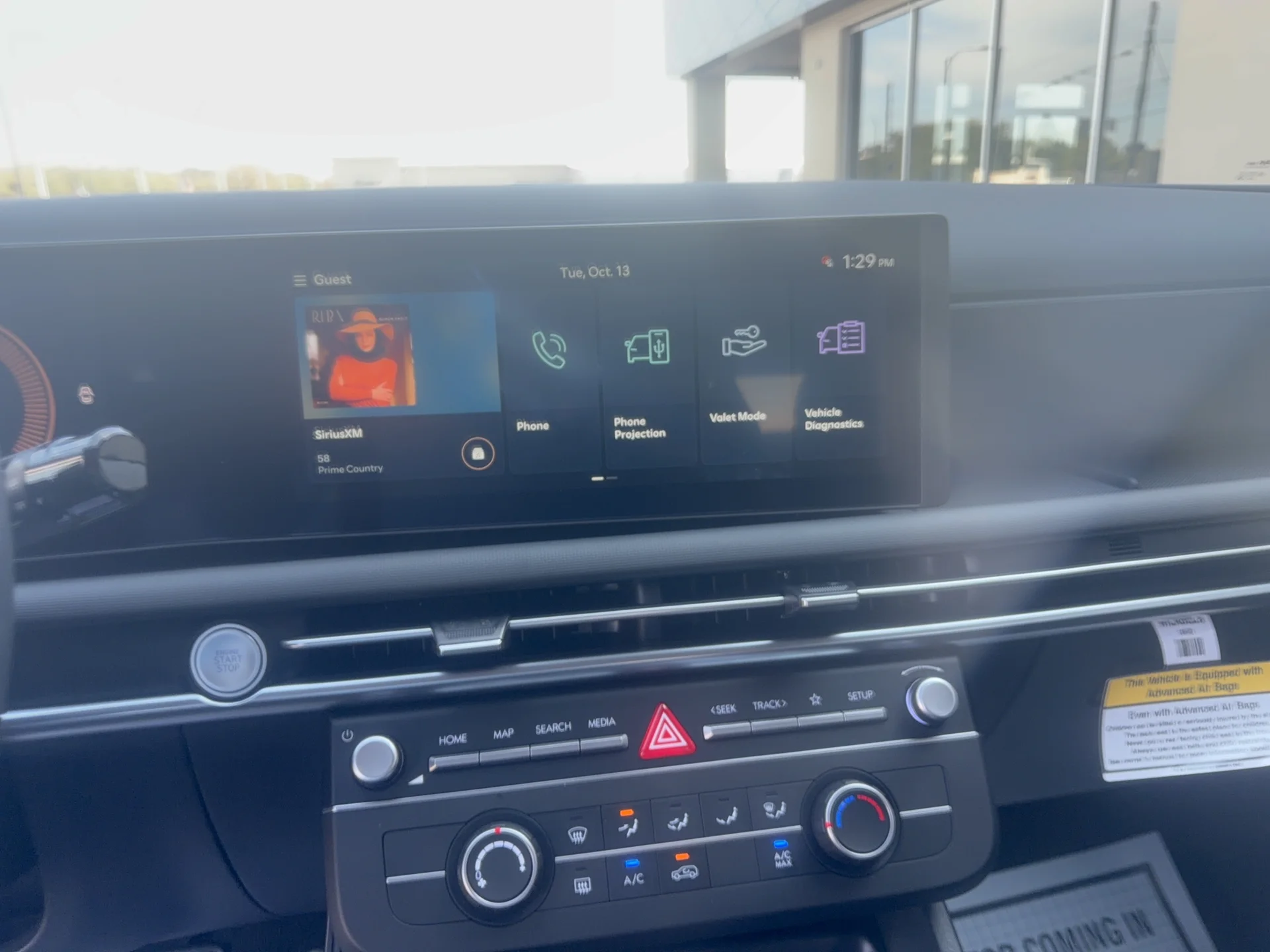 2026 Hyundai TUCSON SE, photo 2 of 12