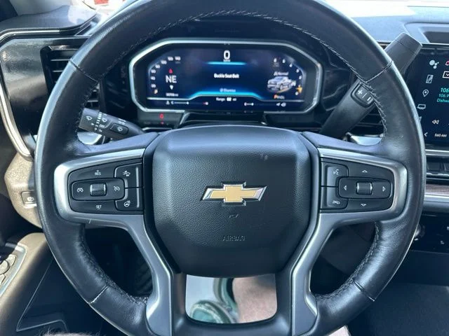 Used 2022 White Chevrolet LT image 18
