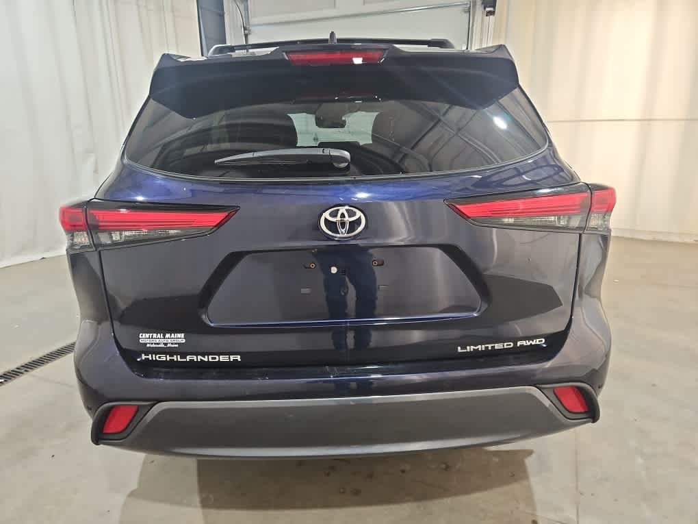 Used 2023 Blueprint Toyota Limited image 6