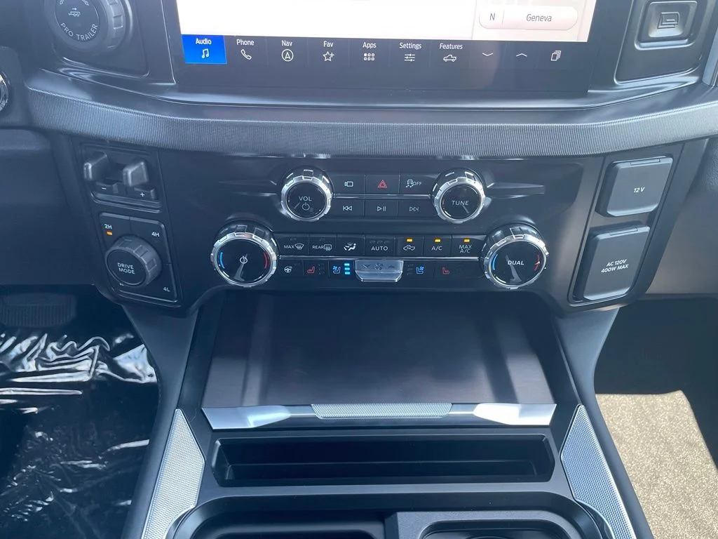 New 2026 Agate Black Metallic Ford F-350® Platinum® image 23