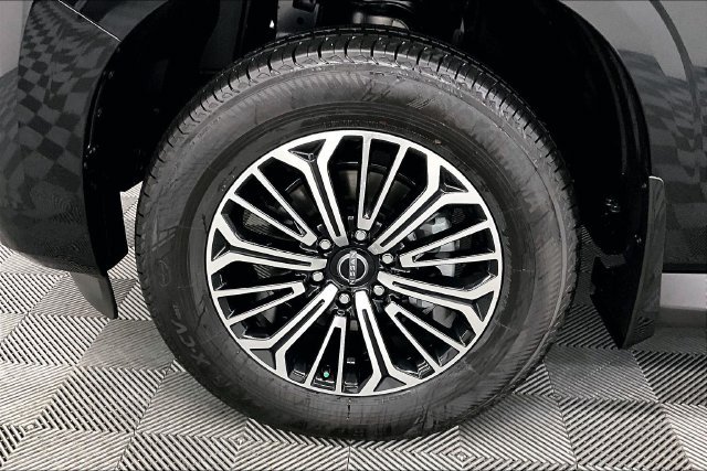 New 2026 Super Black Nissan Platinum image 13