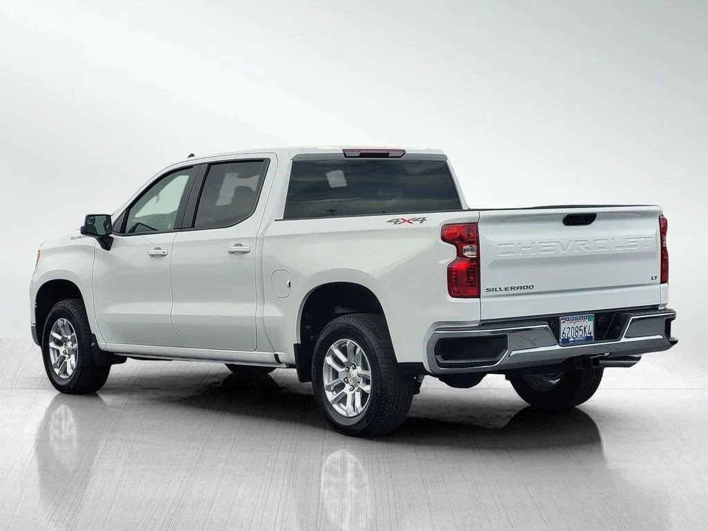 Used 2026 Summit White Chevrolet LT (2FL) image 8