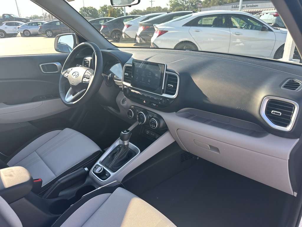 New 2026 Lunar White Hyundai SEL image 4