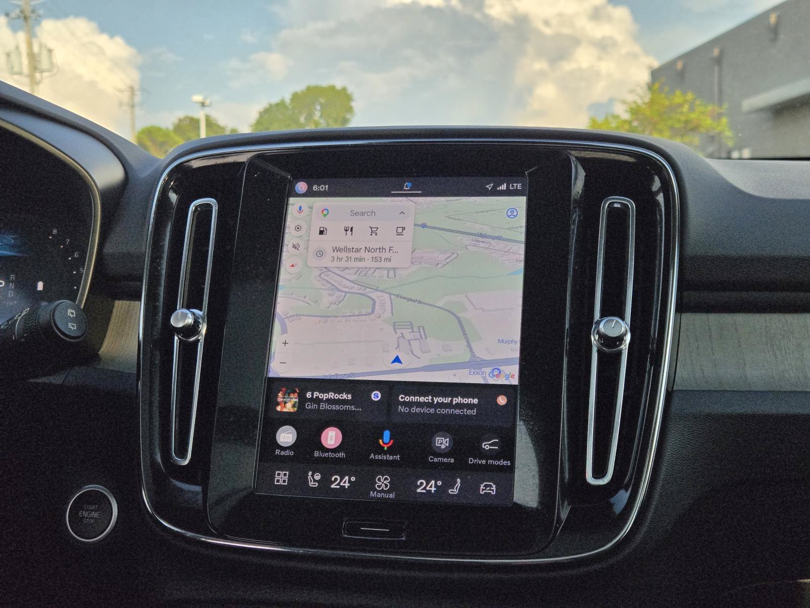 2025 Volvo XC40 Core - Photo 20