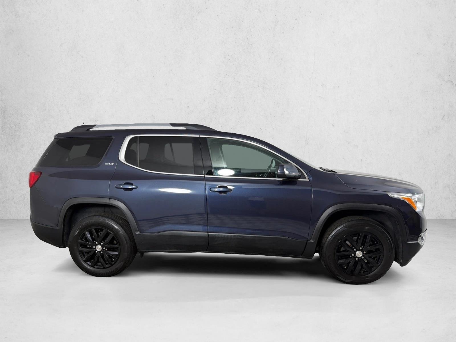 Used 2019 Blue Steel Metallic GMC SLT image 4