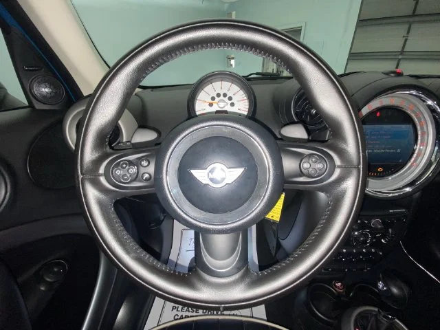 Used 2012 Blue MINI Base image 14