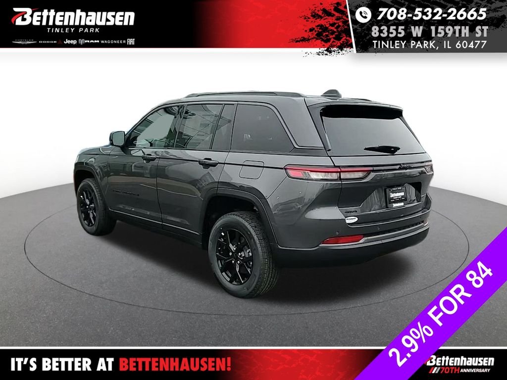 New 2026 Baltic Gray Metallic Clear-Coat Exterior Paint Jeep Altitude image 7
