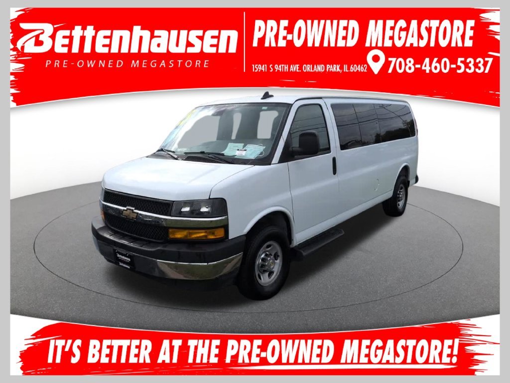 2025 Chevrolet Express Passenger
