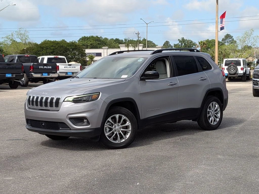 2022 Jeep Cherokee Latitude Lux 4X4's photo