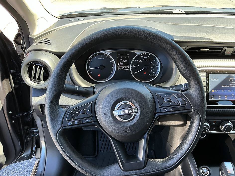 Certified Used 2025 Gun Metallic Nissan S image 15