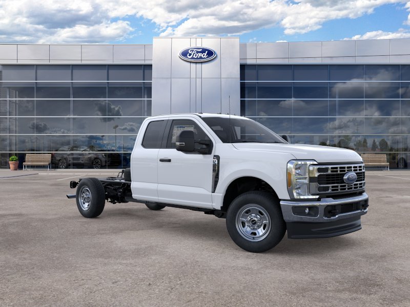 New 2026 Oxford White Ford XL image 34