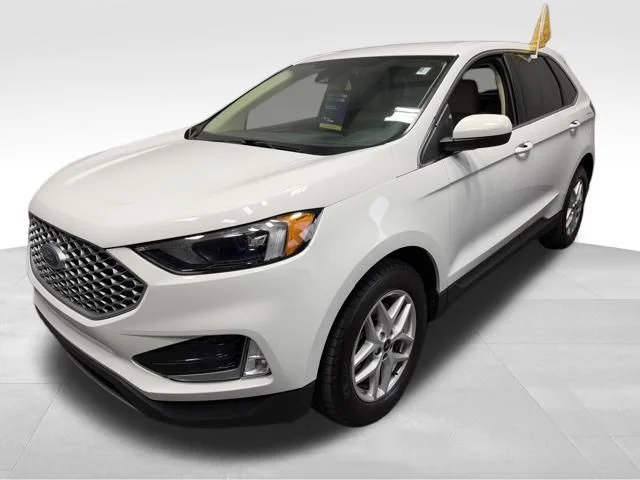 2023 Ford Edge SEL AWD's photo
