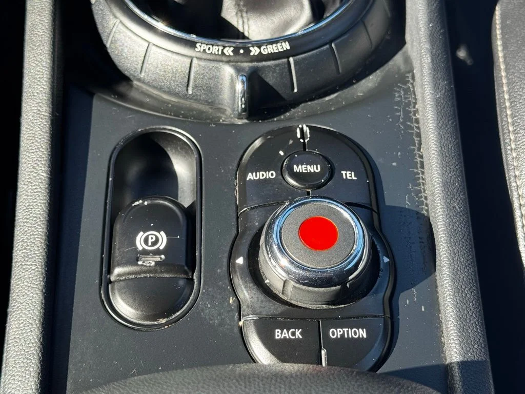 Used 2016 Gray MINI Clubman image 22