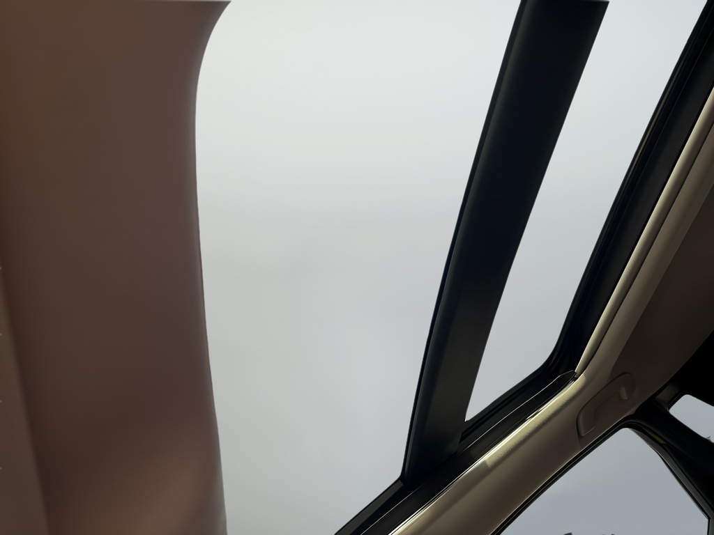 2026 Nissan KICKS SR - Photo 38