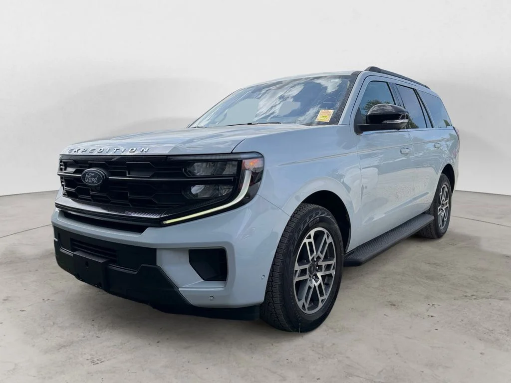 2025 Ford Expedition Active 4x4's photo
