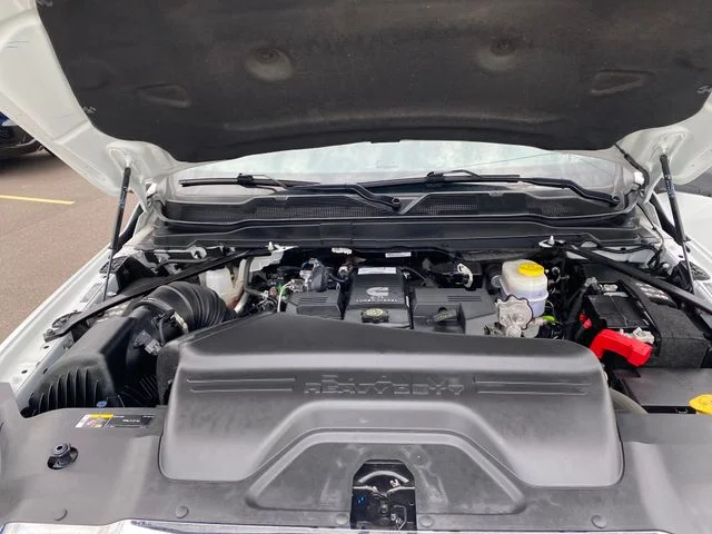 Used 2024 White Ram Laramie image 21