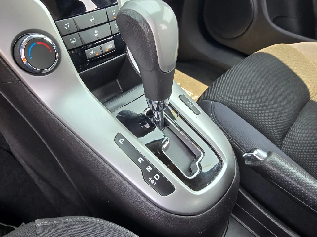 Used 2016 Black Granite Metallic Chevrolet LT image 20