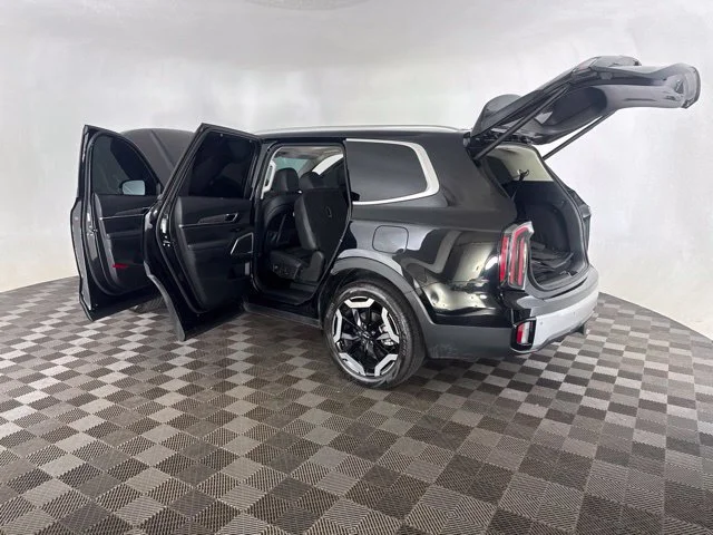 Used 2024 Black Kia EX image 18