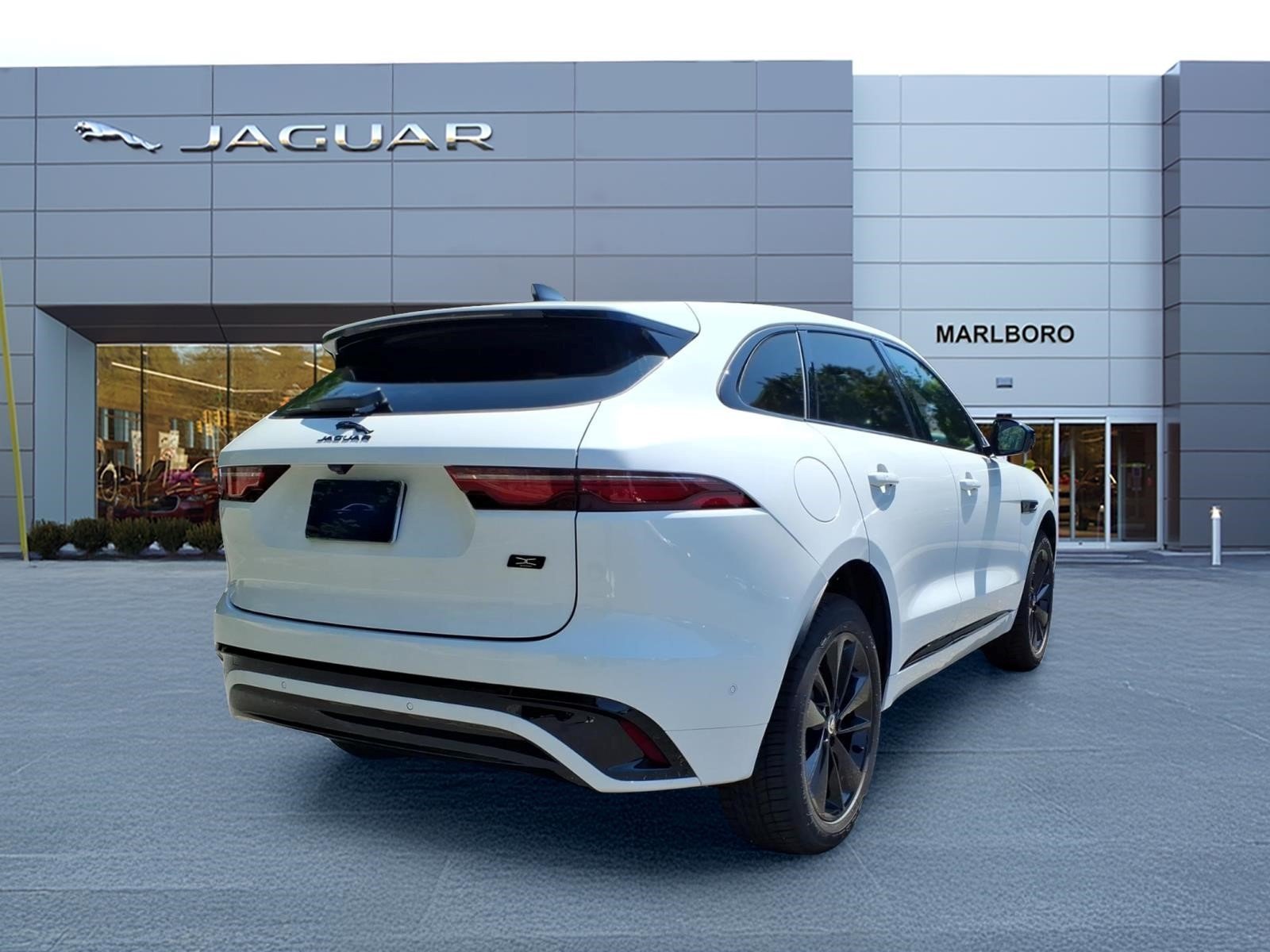 New 2026 Fuji White JAGUAR P250 R-DYNAMIC S image 2