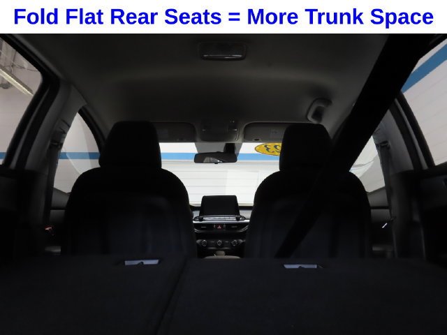 Used 2023 Snow White Pearl Kia LXS image 29