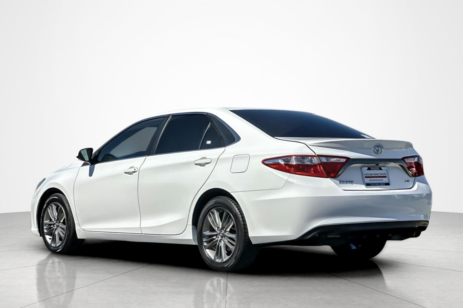 Certified Used 2016 Super White Toyota SE image 3