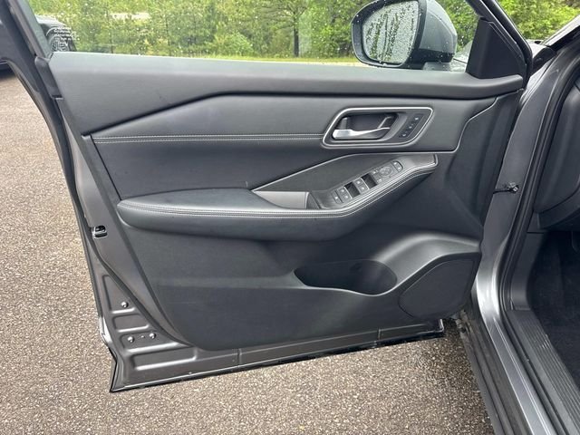 Certified Used 2026 Gray Nissan Platinum image 28