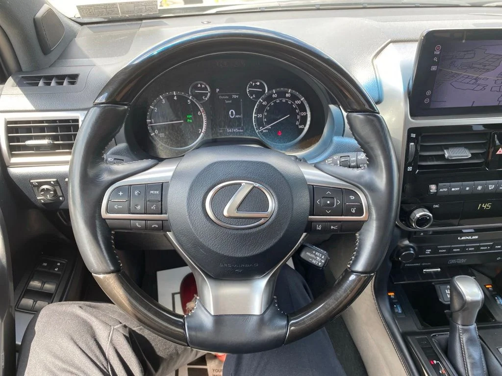 Used 2022 Black Lexus 460 image 14