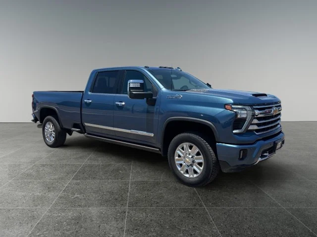 Used 2024 Lakeshore Blue Metallic Chevrolet High Country image 7