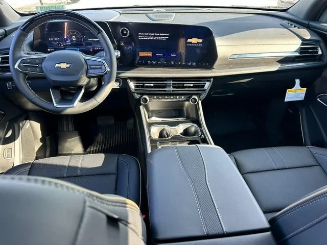 New 2026 Mosaic Black Metallic Chevrolet High Country image 8