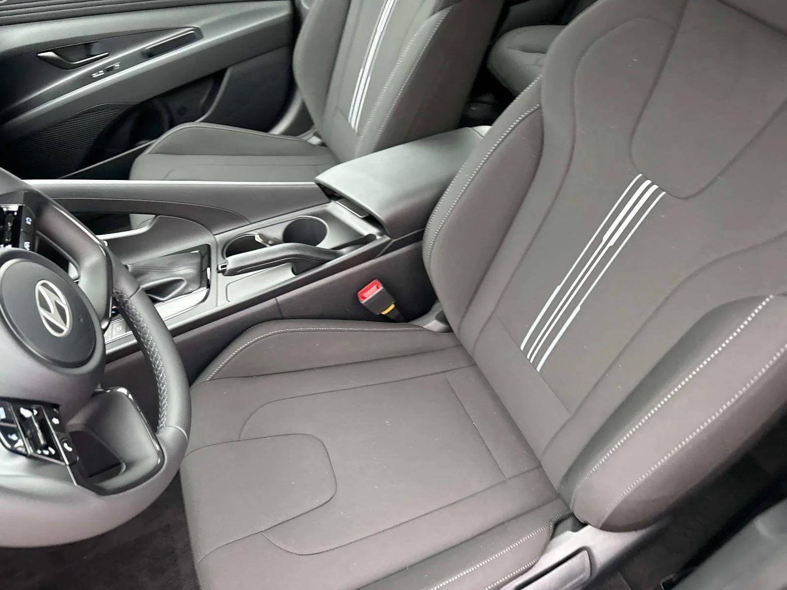 New 2025 Ultimate Red Hyundai SEL Sport image 19