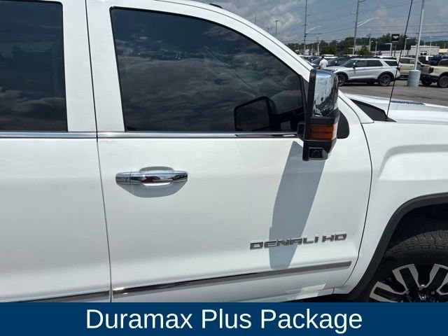Used 2016 White GMC Denali image 7