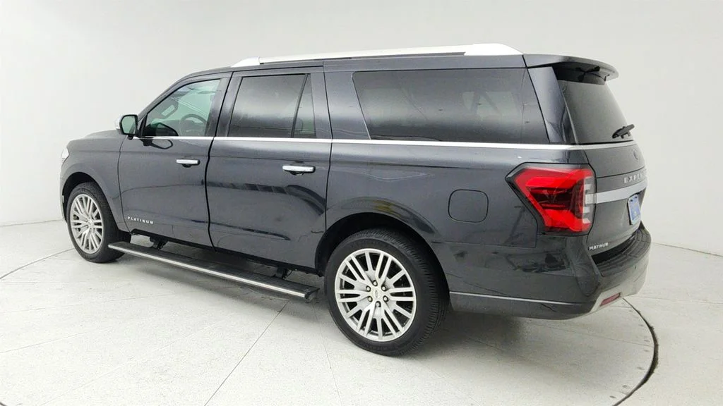 Used 2022 Gray Ford Platinum image 5